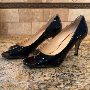 Cole Haan (Nike Air Technology) Lainey Open Toe Pumps, Women sz 8; Black Patent